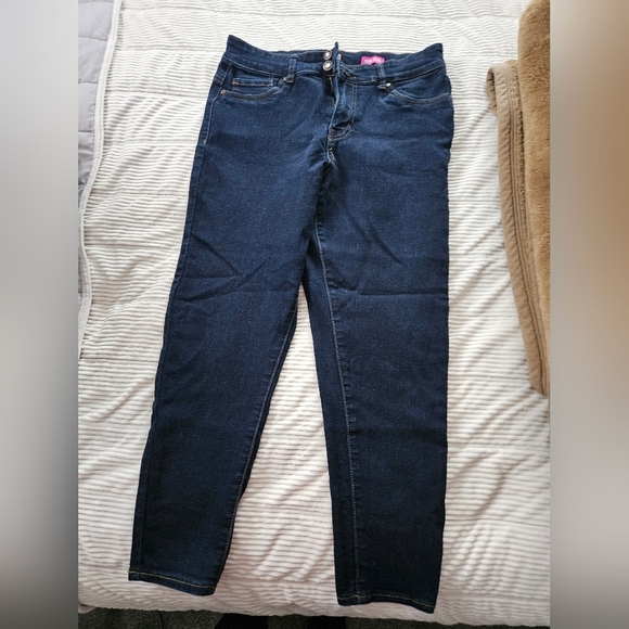 FAITH JEANS Women's Blue Jeans. Size 14 - Picture 1 of 7